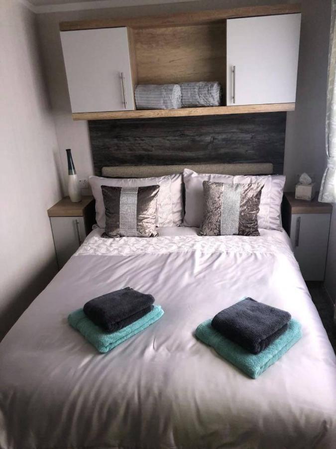 3 Bed Presitage Caravan Doniford Bay Saint Decumans ภายนอก รูปภาพ